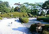 枯流式日本庭園